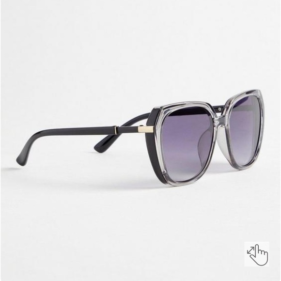 TORRID Cat Eye Smoke Lens Sunglasses Black Gray NEW - Picture 2 of 4